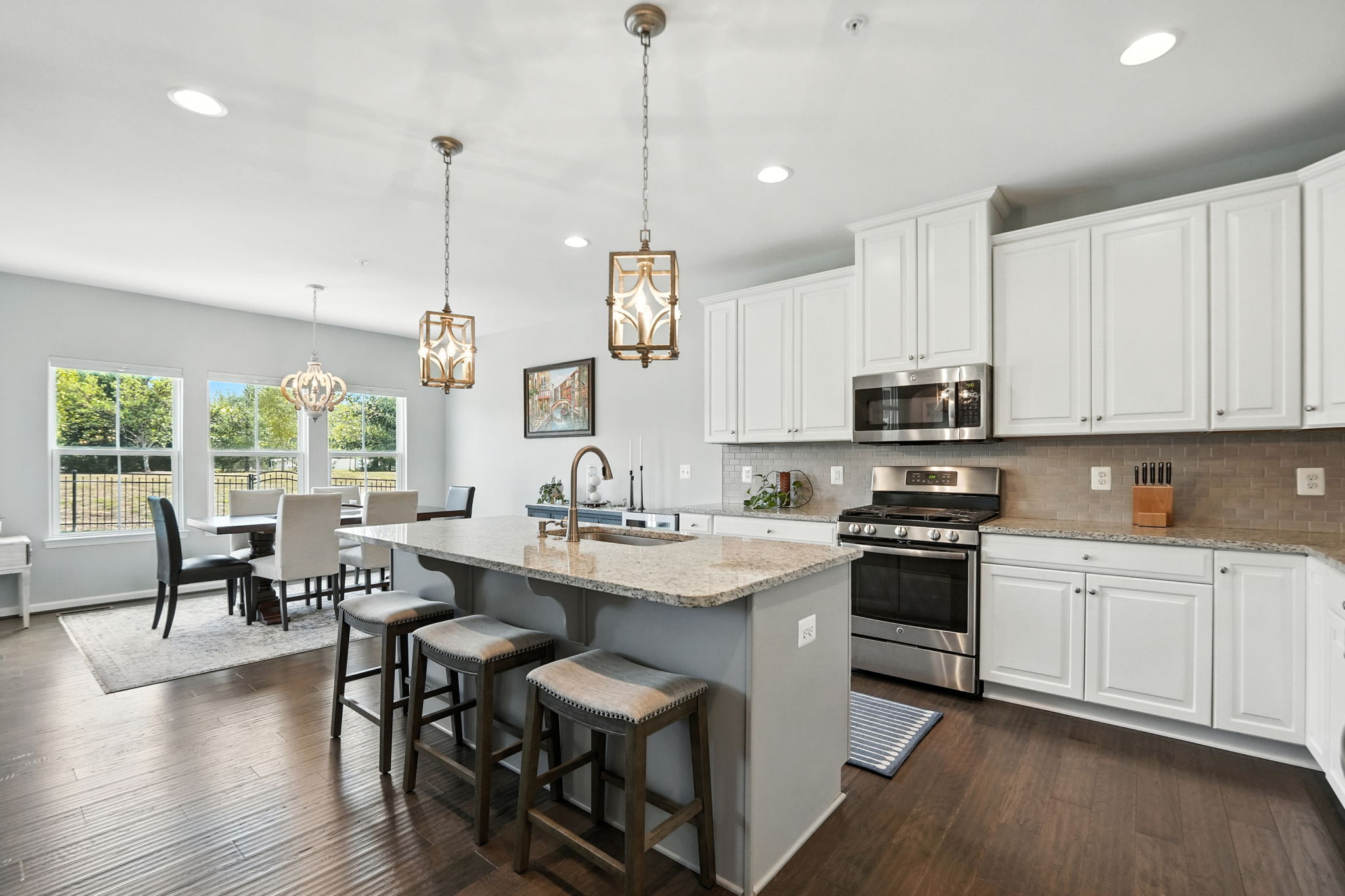 Granite breakfast bar