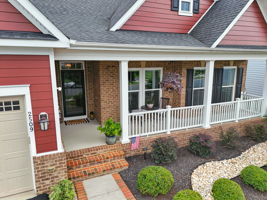 Quaint covered front porch