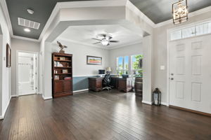 Beautiful foyer to welcome family and friends