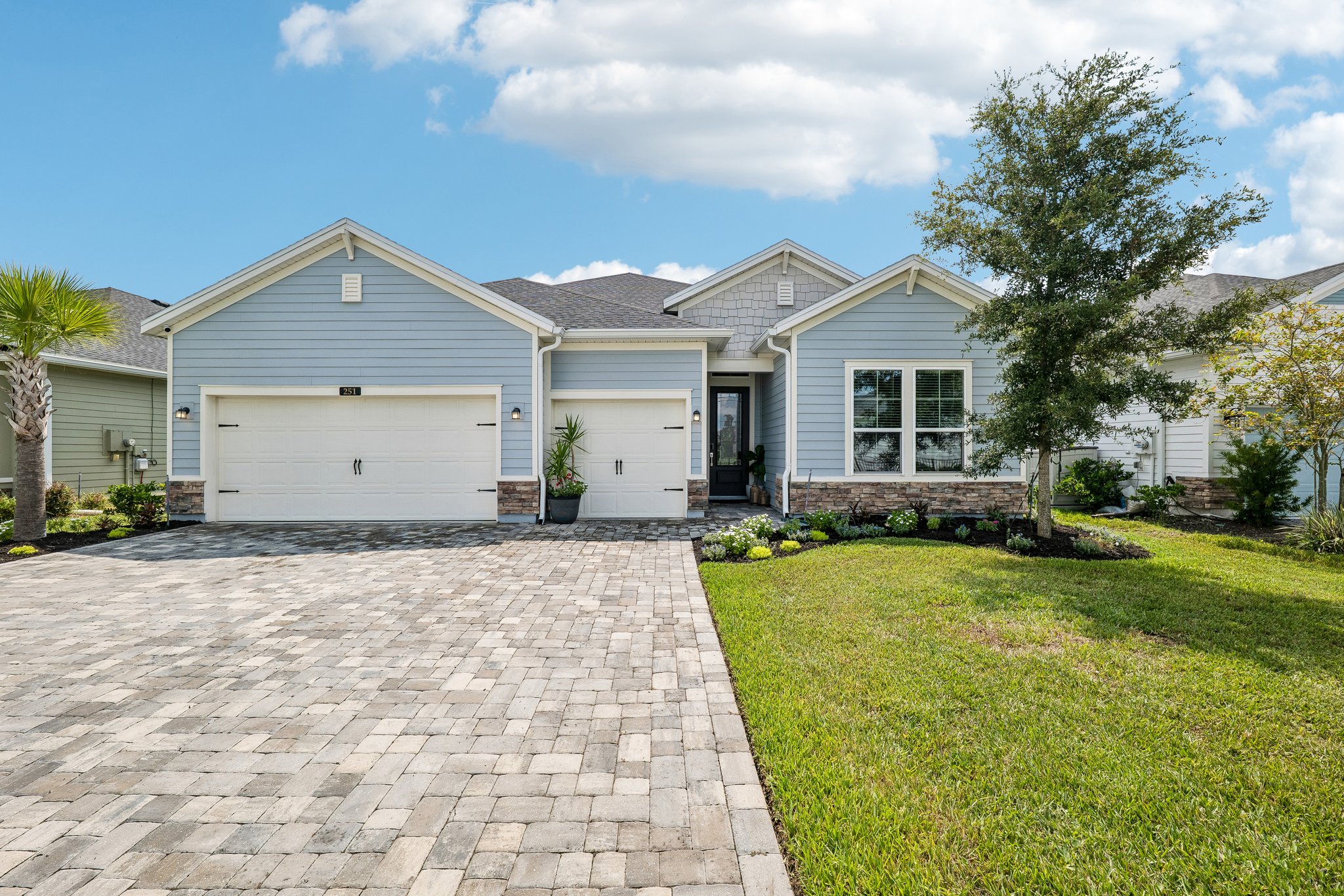 - 251 Country Fern Dr-S1807-001.jpg