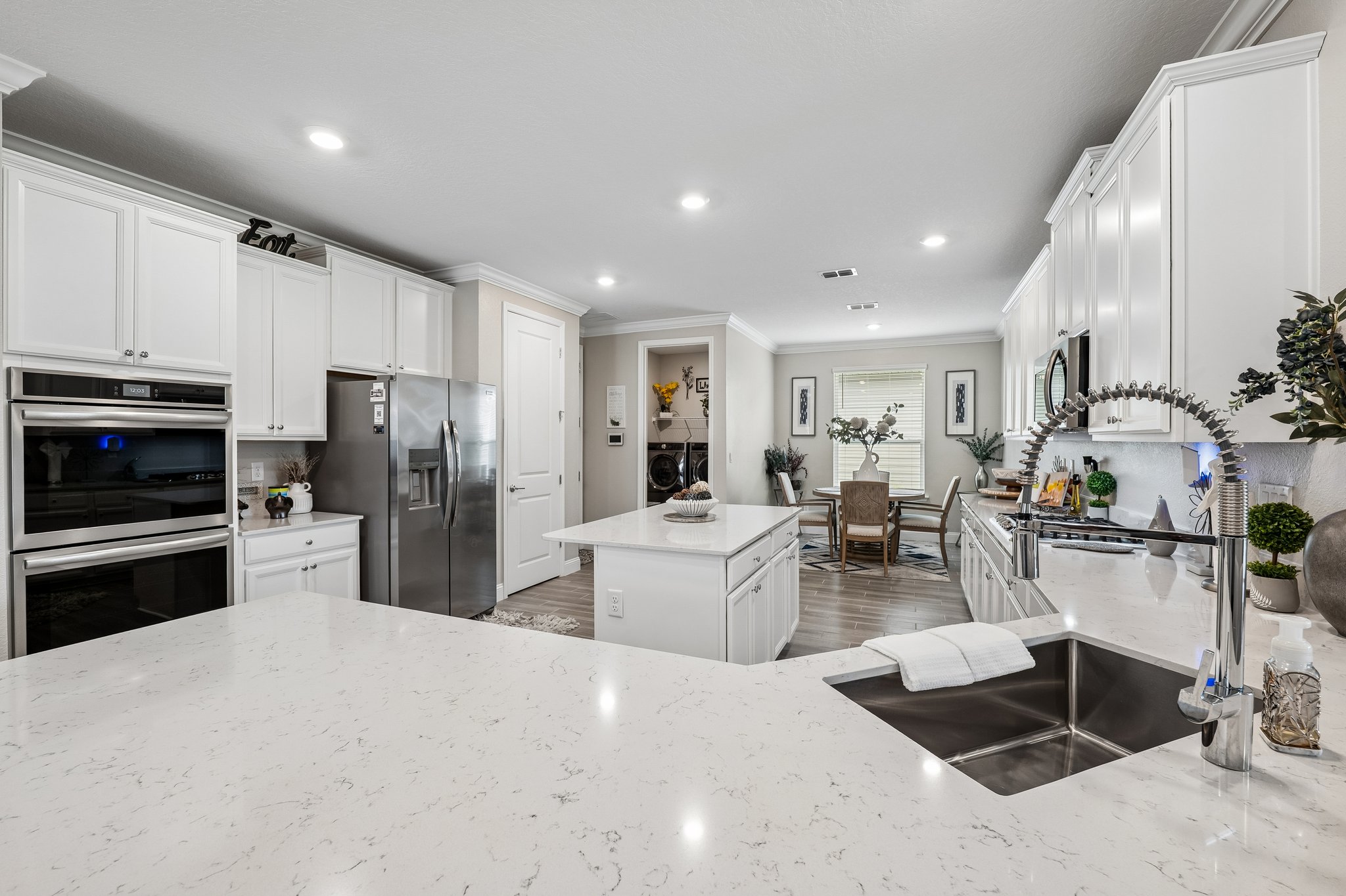 - 251 Country Fern Dr-S1807-017.jpg