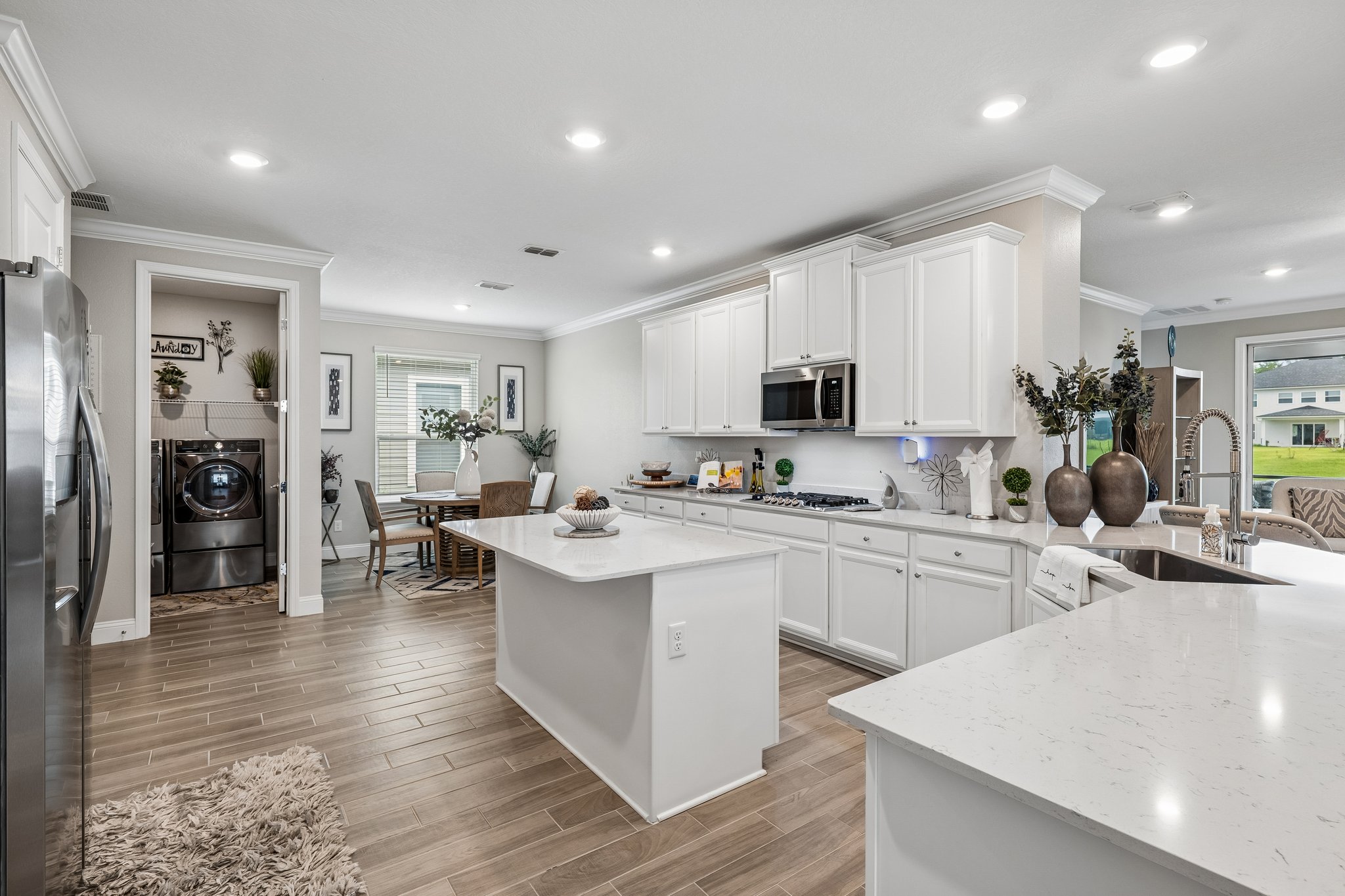 - 251 Country Fern Dr-S1807-018.jpg
