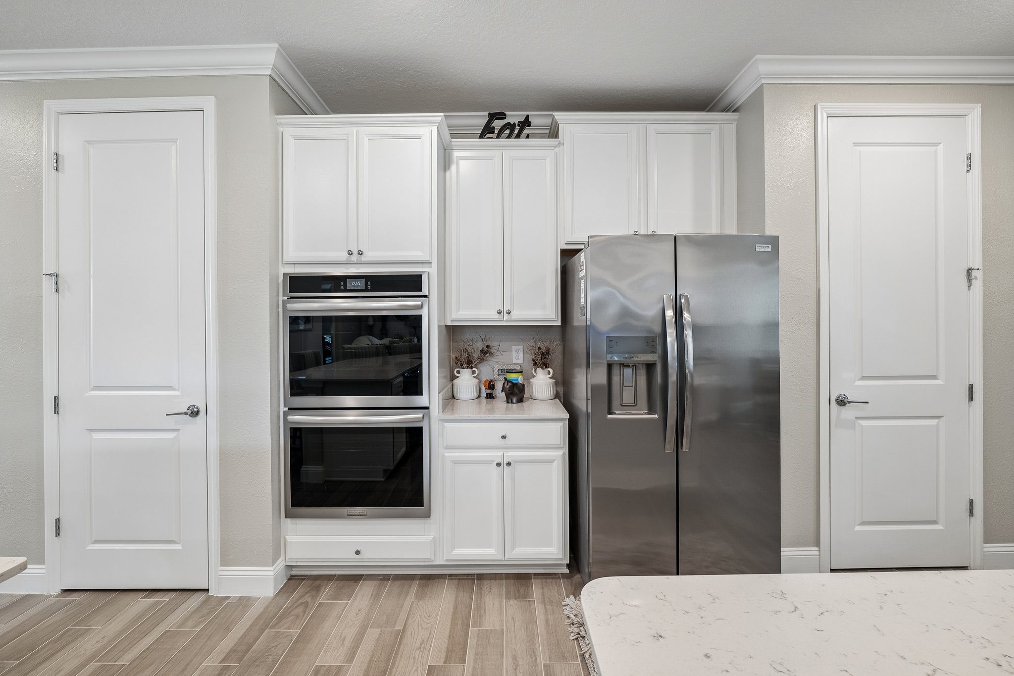 - 251 Country Fern Dr-S1807-024.jpg