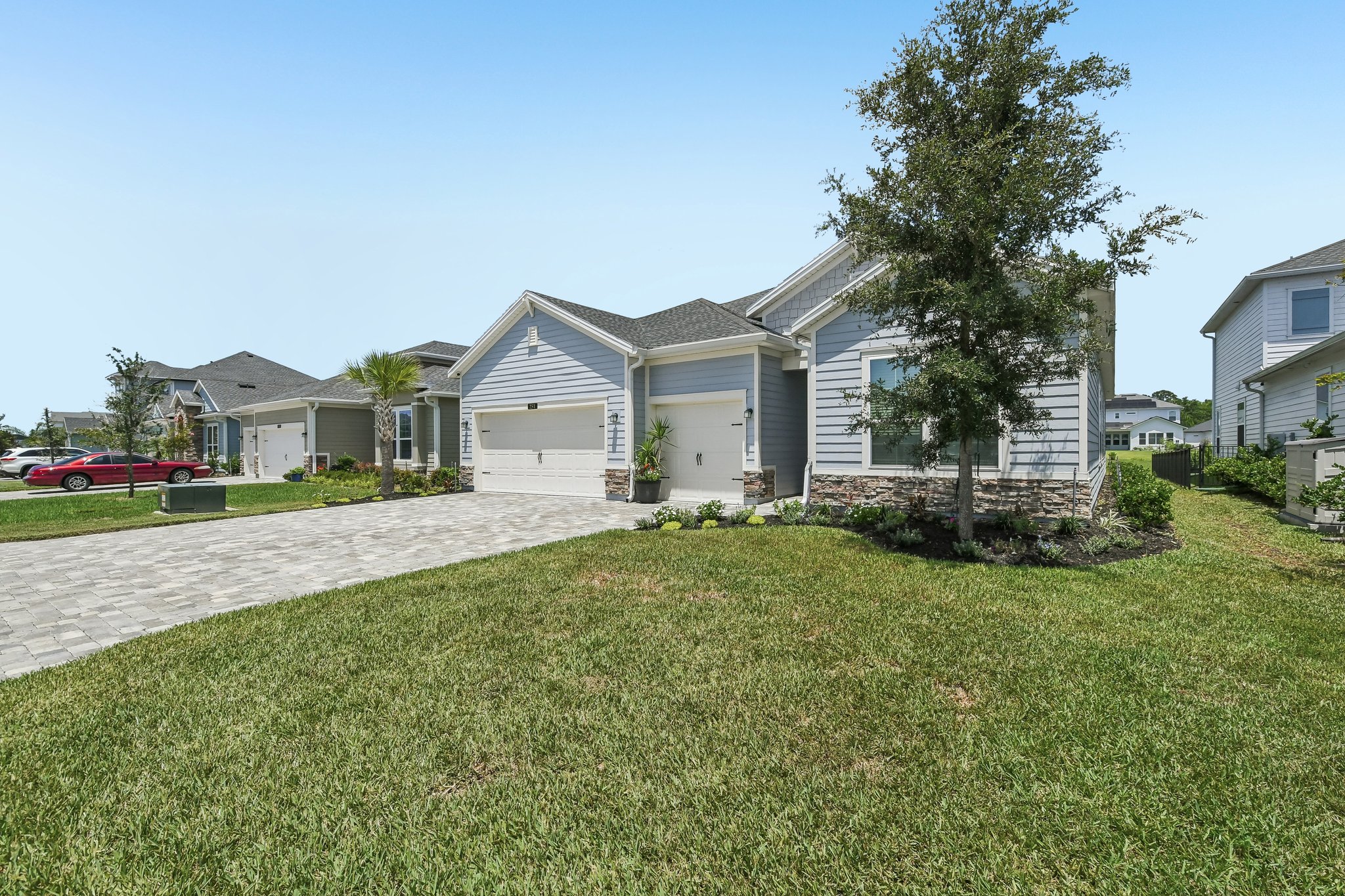 - 251 Country Fern Dr-S1907-002.jpg
