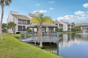 Fenwick Dr 1-S0710-029.jpg
