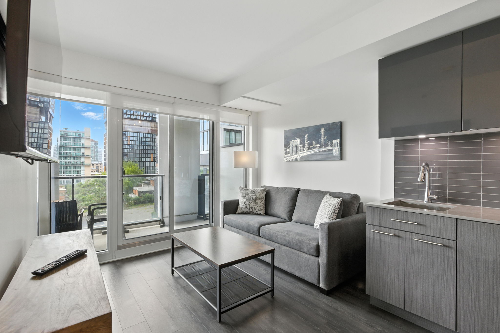 Toronto property showcase — delivered property photograph 4