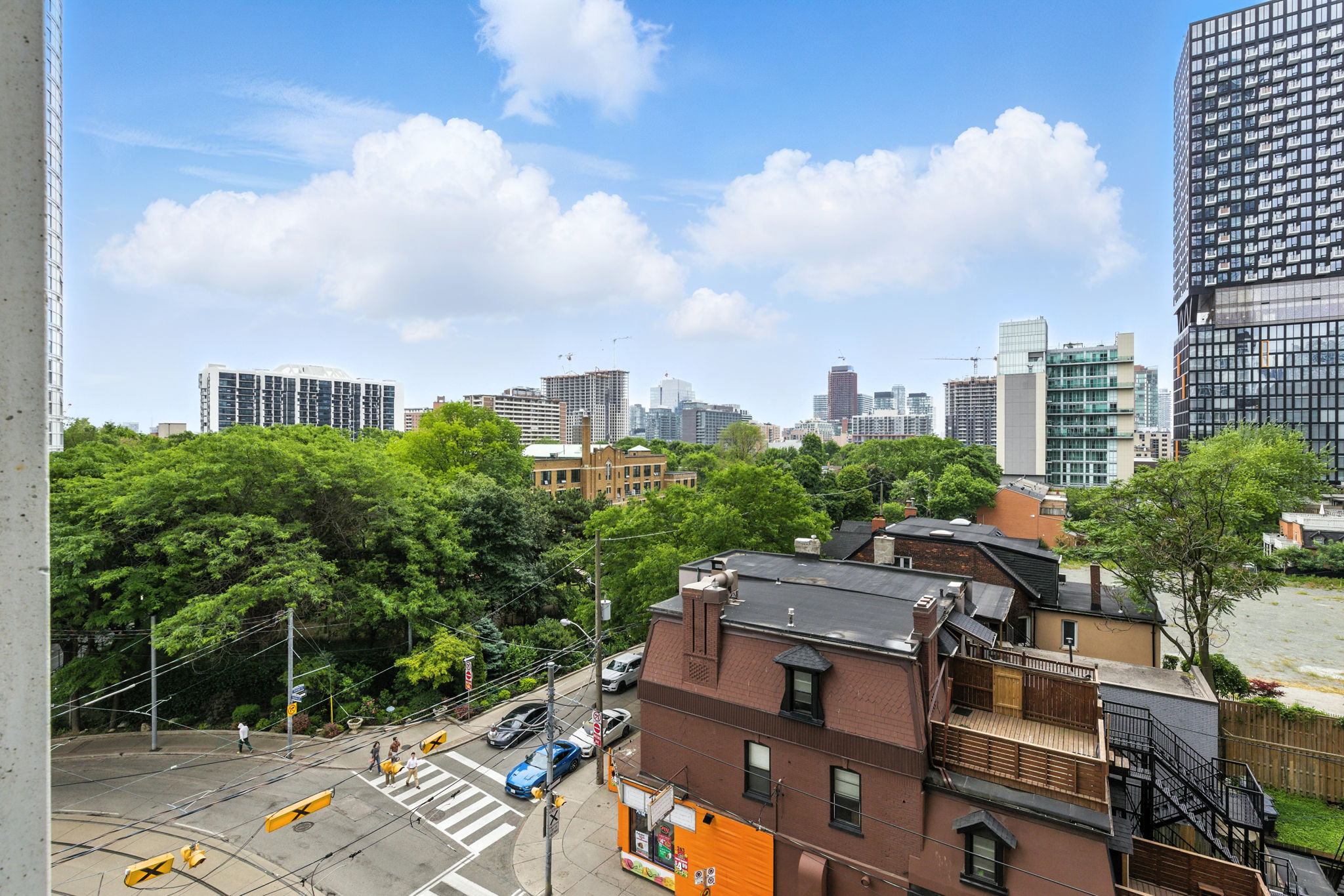 Toronto property showcase — delivered property photograph 23