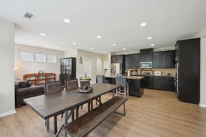 Parc Dr-1605-017.jpg