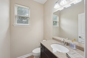 Parc Dr-1605-029.jpg