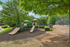 Parc Dr-1605-904.jpg