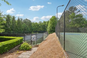 Parc Dr-1605-905.jpg