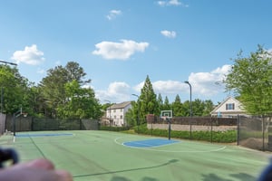 Parc Dr-1605-906.jpg