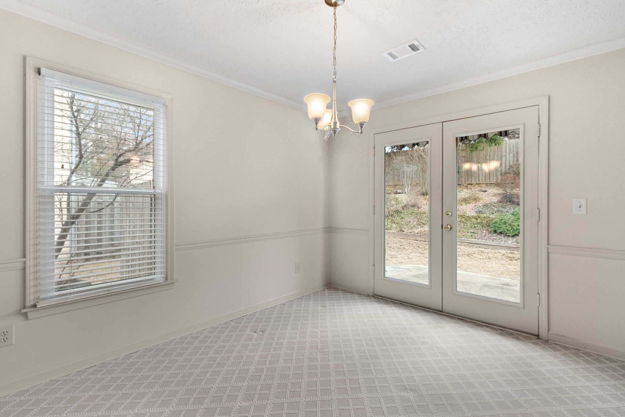 251 Triple Oaks Dr, Tucker, GA 30084, USA Photo 11