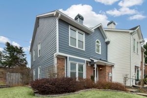 251 Triple Oaks Dr, Tucker, GA 30084, USA Photo 4