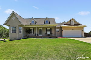  Photo 0