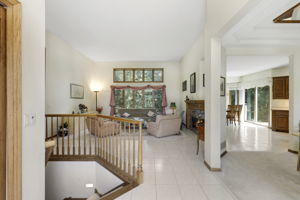  Photo 0