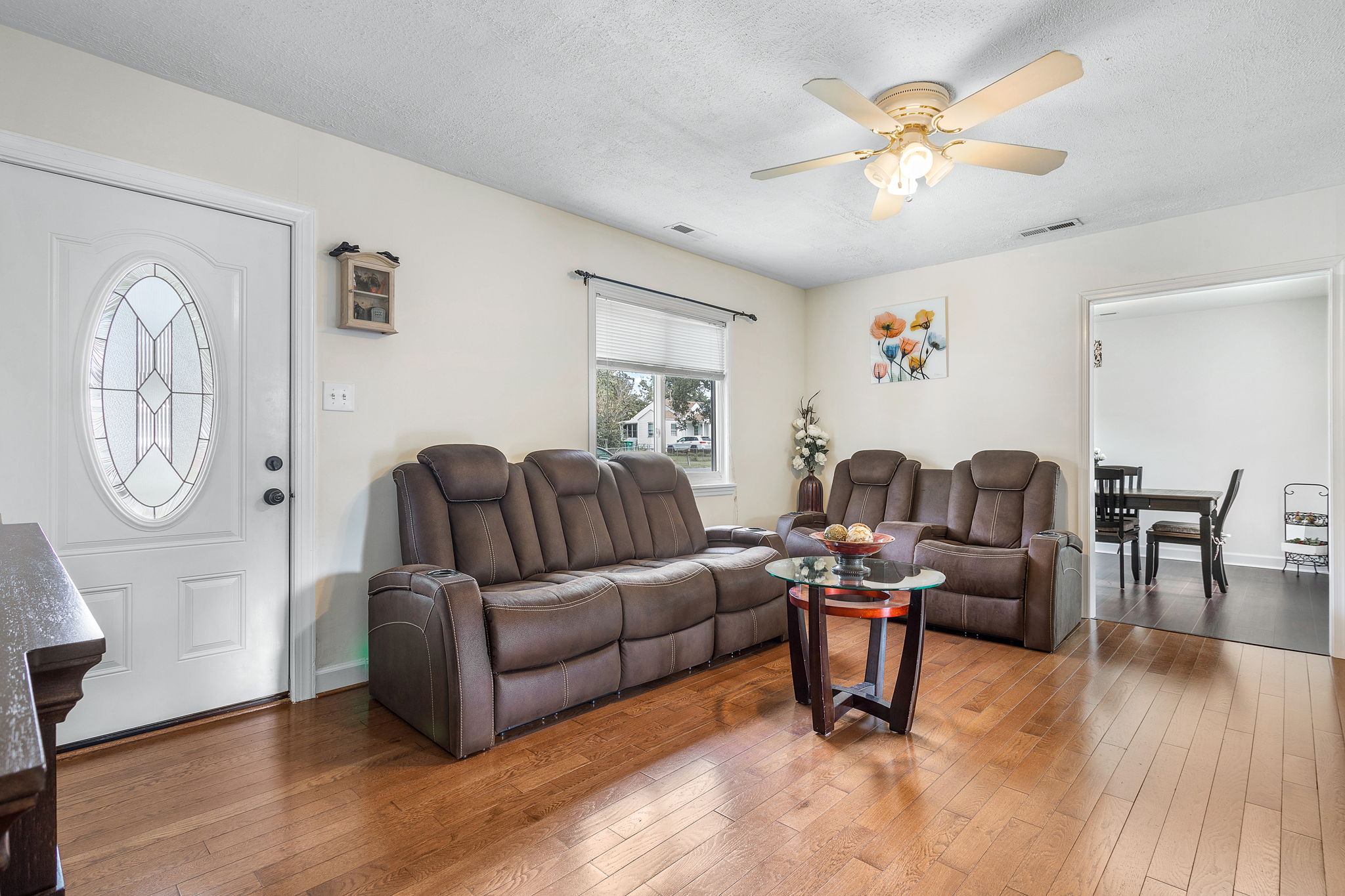 07-Living Room