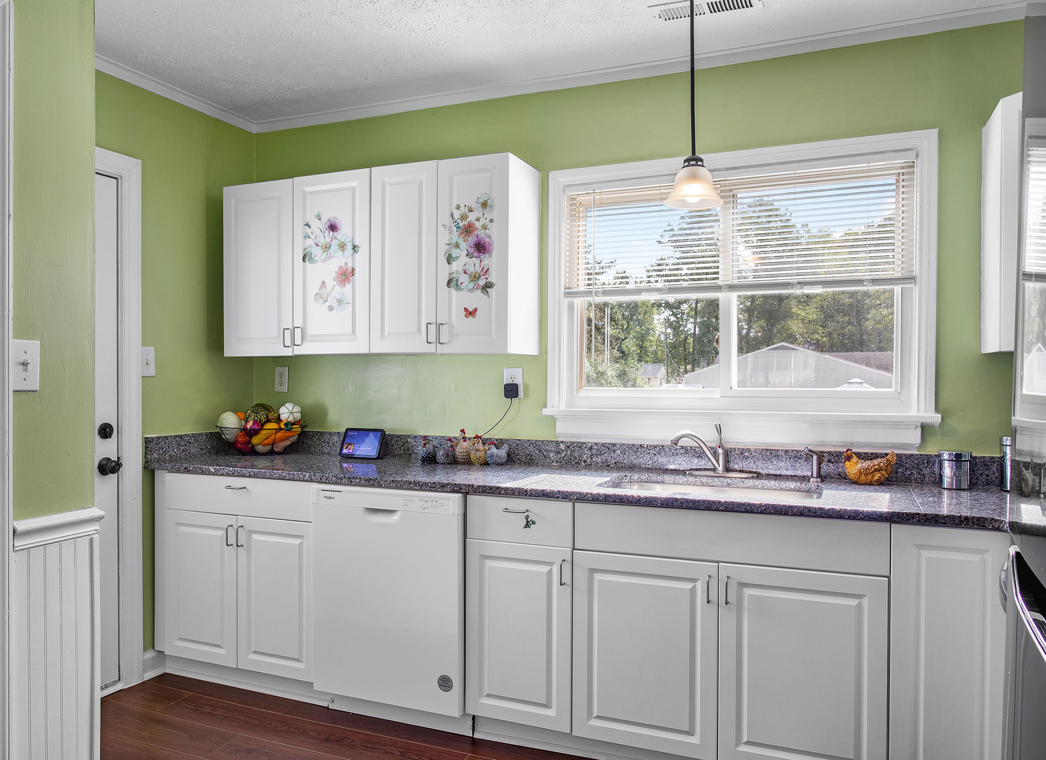 13-Kitchen