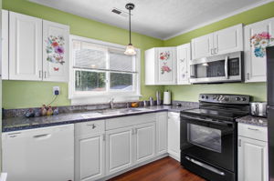 12-Kitchen