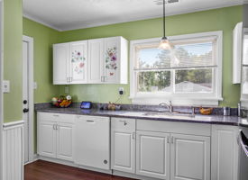 13-Kitchen