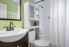 25-.Hall Bath