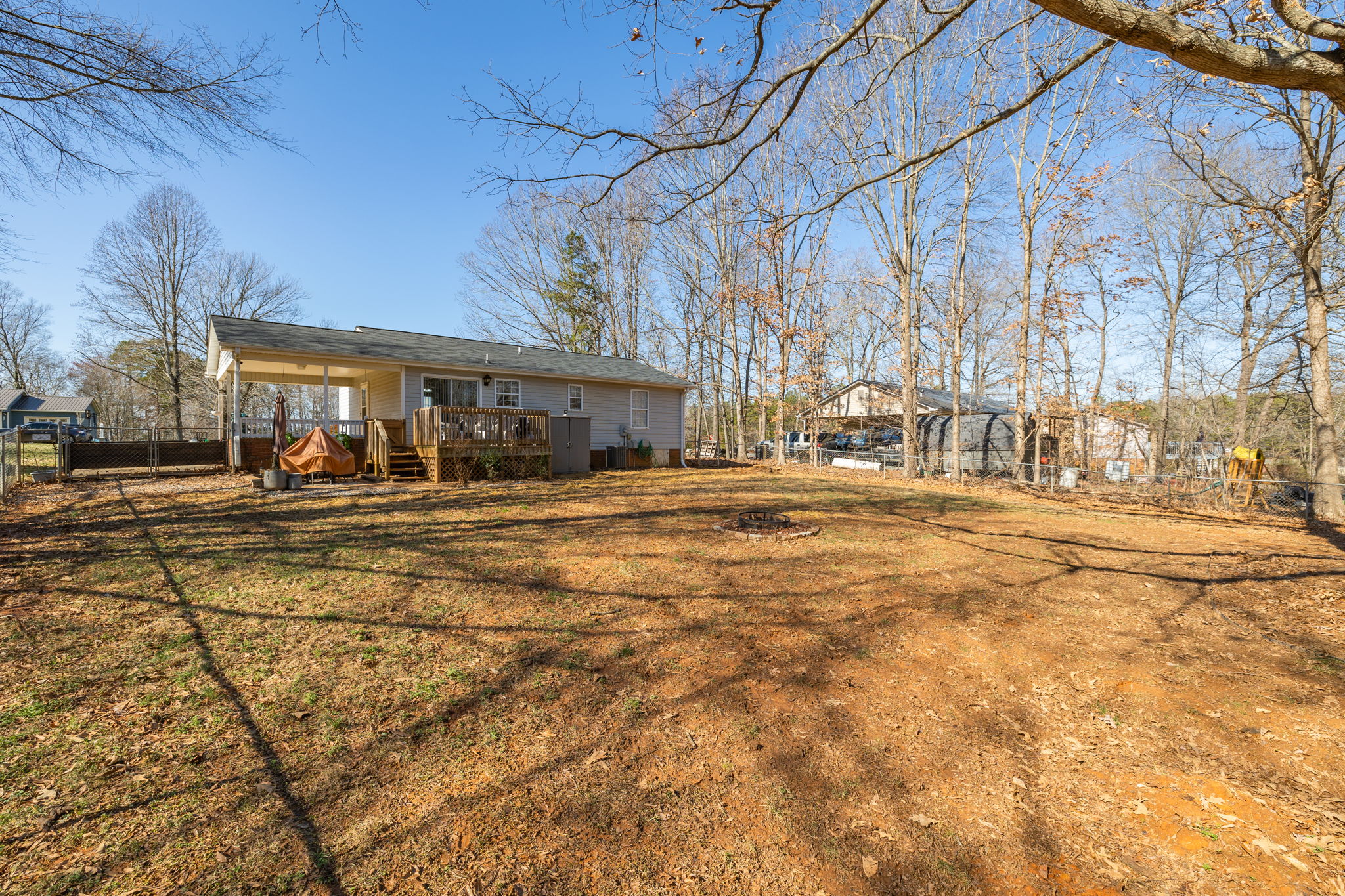2511 Country View-23