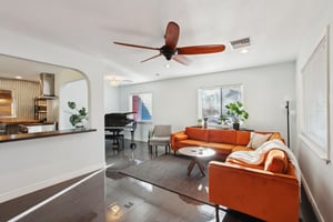 E Pinchot Ave-005.jpg