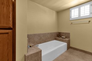  Photo 38