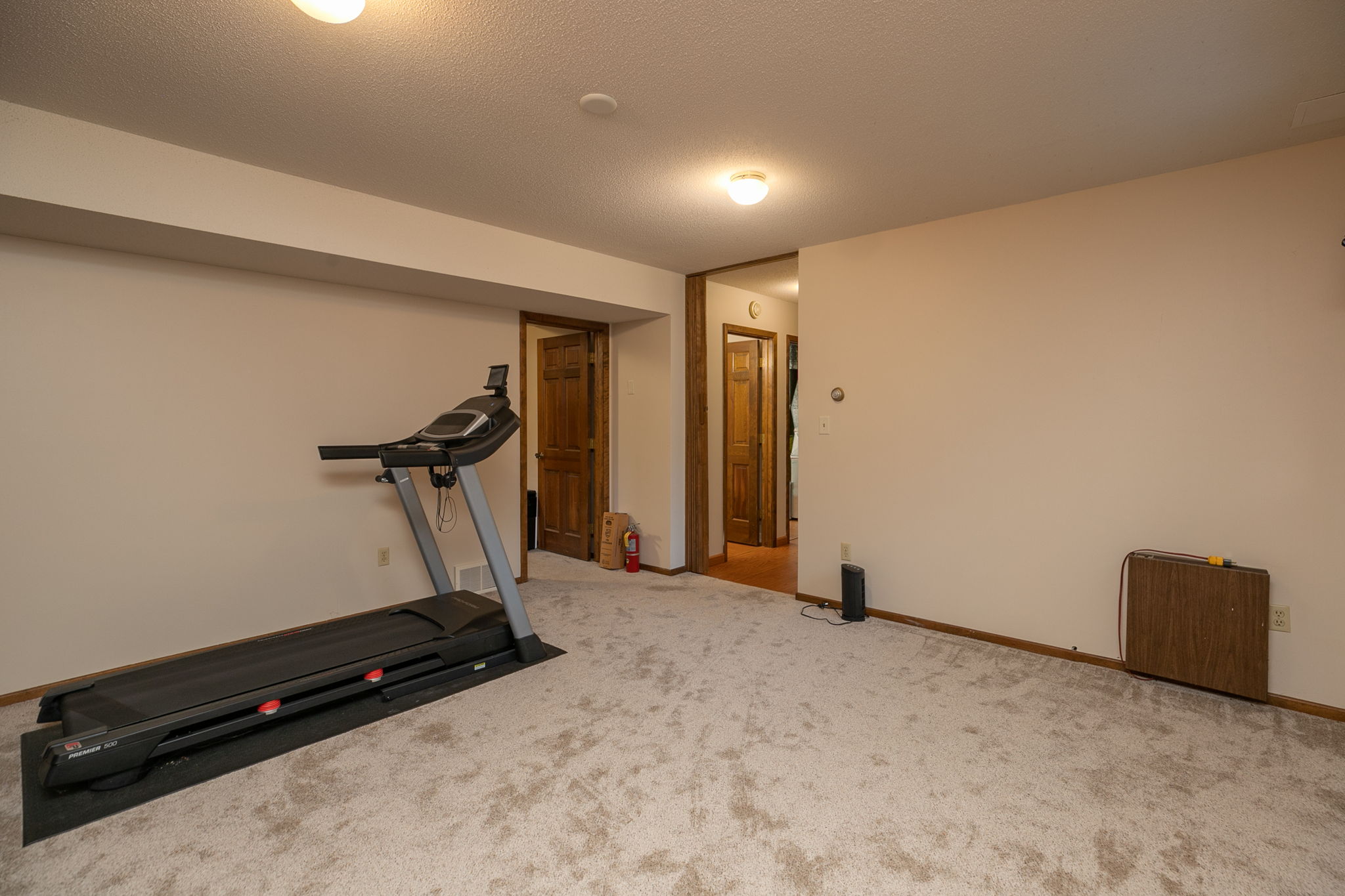 25-Family Room