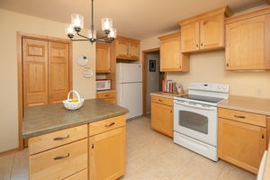11-Kitchen