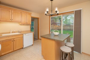 12-Kitchen