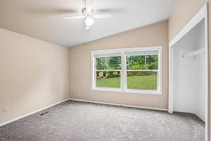 NE 239th Cir-S3006-041.jpg
