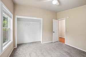 NE 239th Cir-S3006-042.jpg