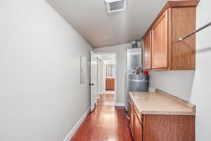 NE 239th Cir-S3006-044.jpg