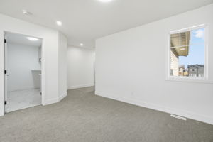 Photo 34