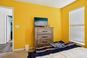 Holly Oak Ln-S2207-035.jpg