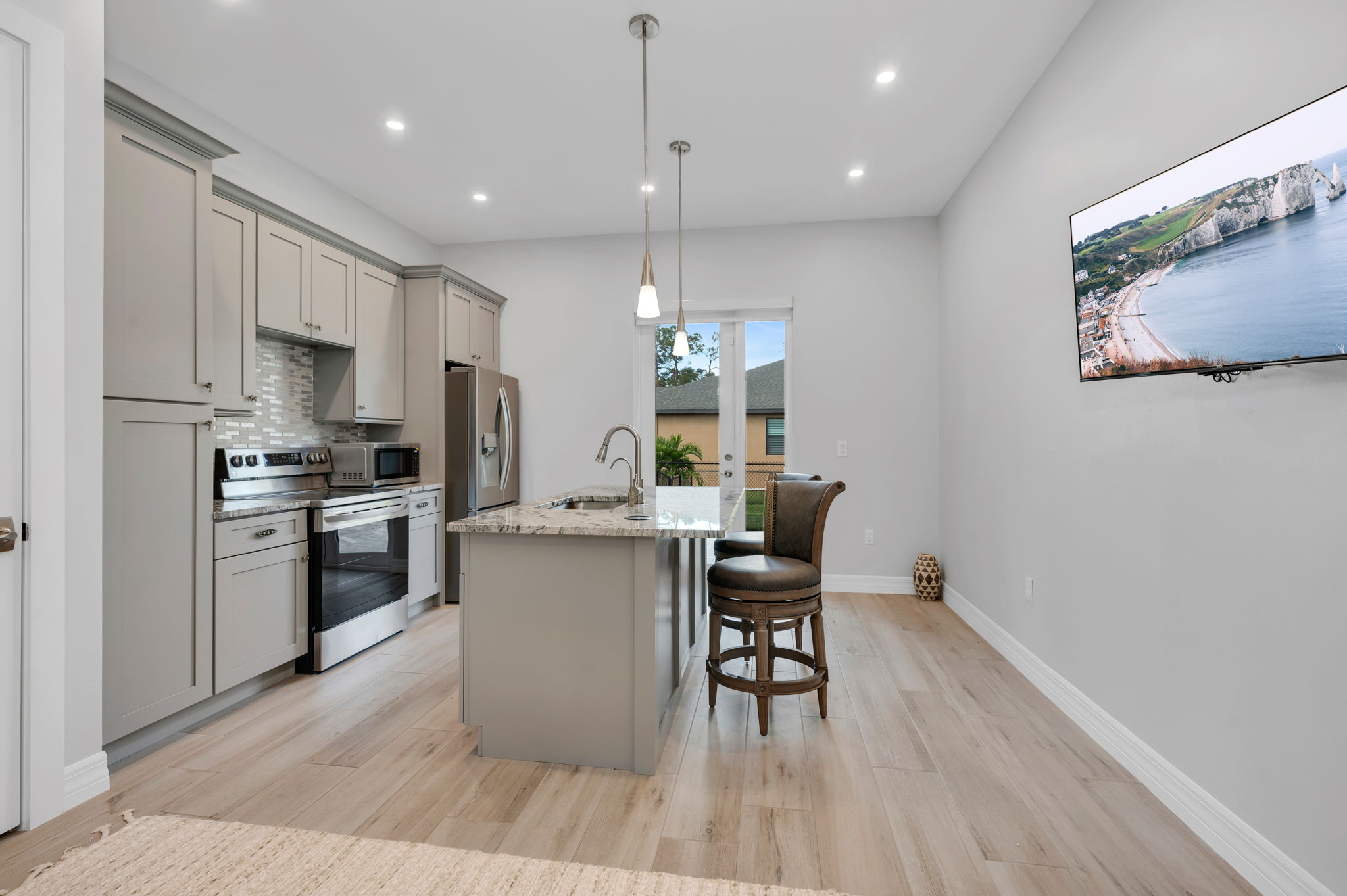 Guest Kitchen