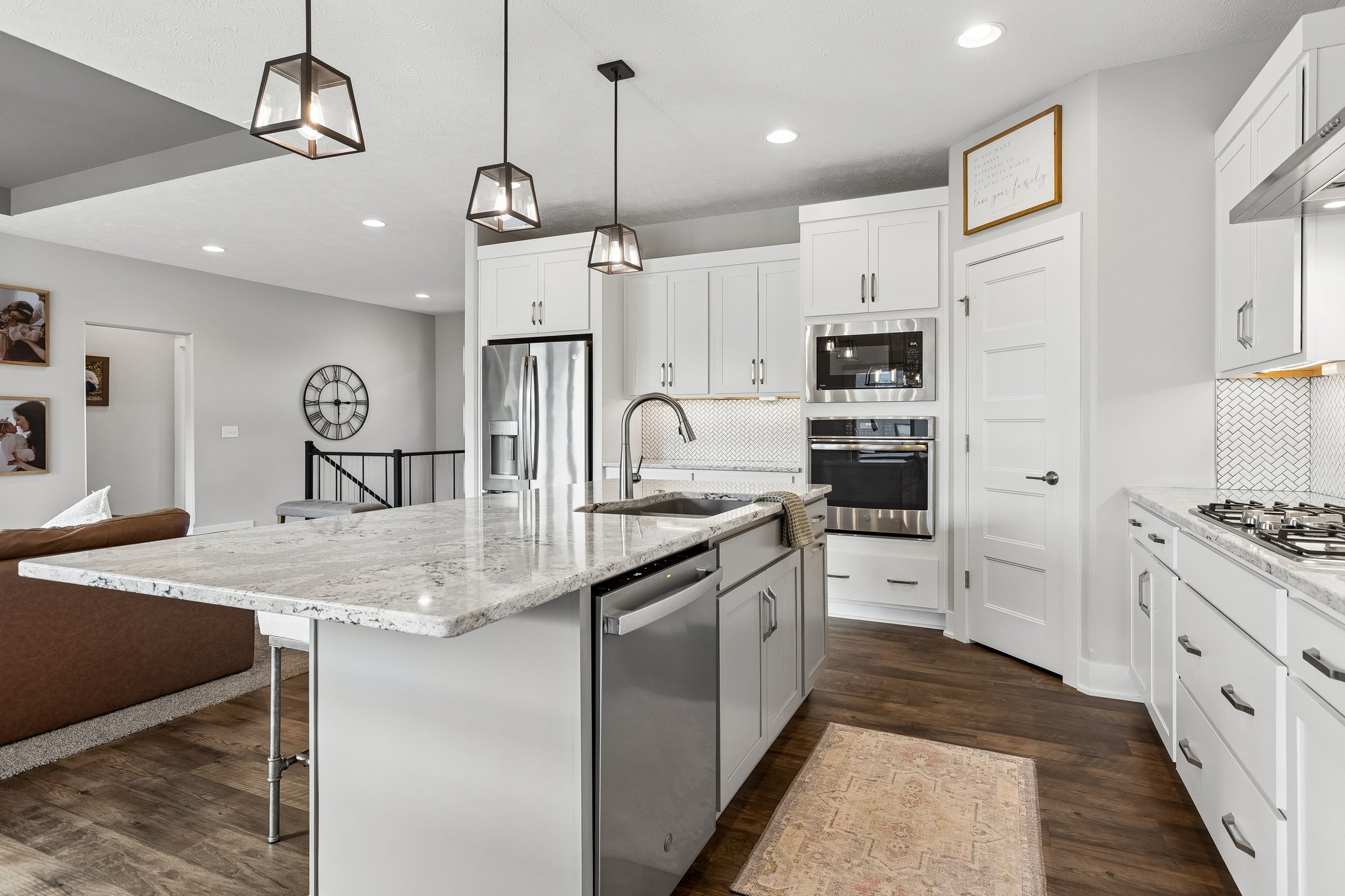 2513 N 186th St_012.jpg