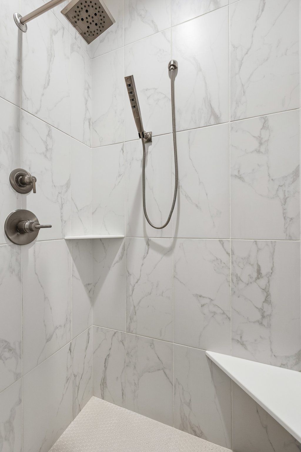 2513 N 186th St_020.jpg