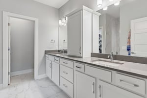 2513 N 186th St_019.jpg