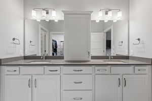 2513 N 186th St_021.jpg