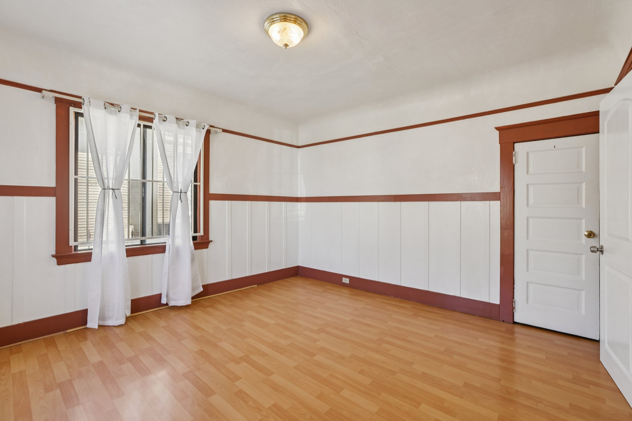 21 AVE-S2802-009.jpg