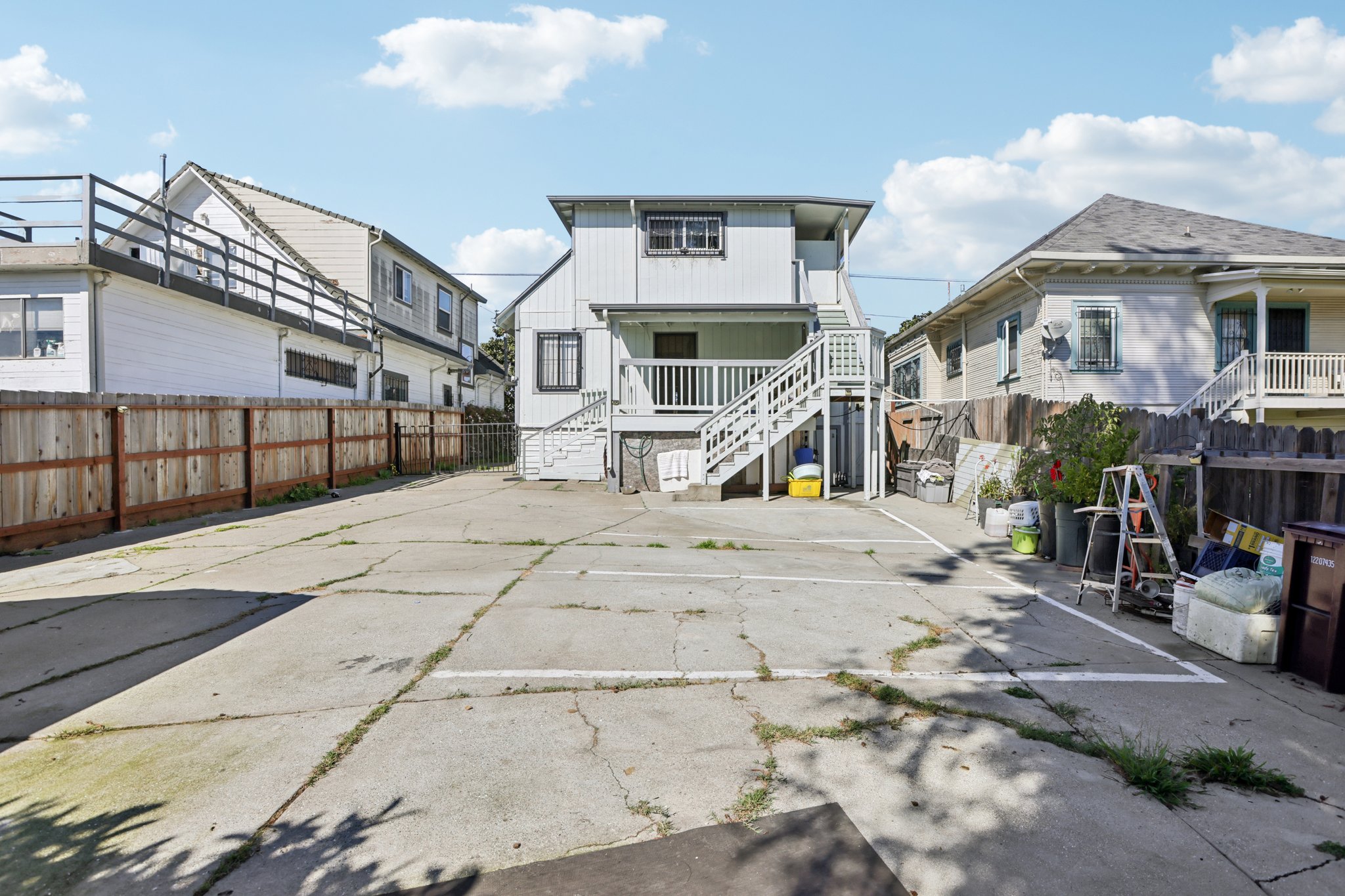 21 AVE-S2802-039.jpg