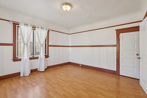 21 AVE-S2802-009.jpg