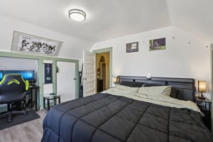 21 AVE-S2802-023.jpg