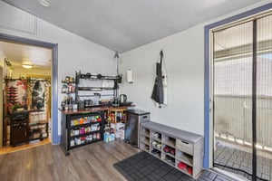 21 AVE-S2802-033.jpg