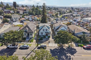 21 AVE-S2802-050.jpg