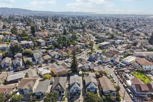 21 AVE-S2802-053.jpg