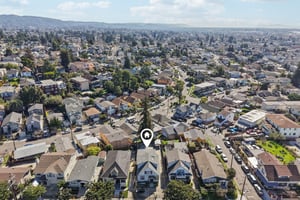 21 AVE-S2802-054.jpg