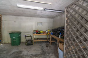  Photo 49